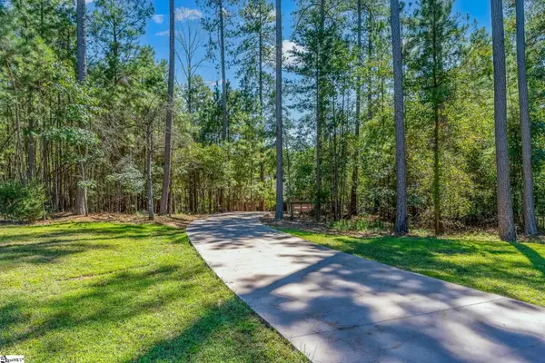 509 Great Oak Way, Seneca, SC 29672