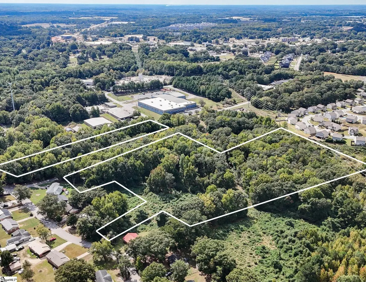 100 Hollywood Drive, Fountain Inn, SC 29644 - #1