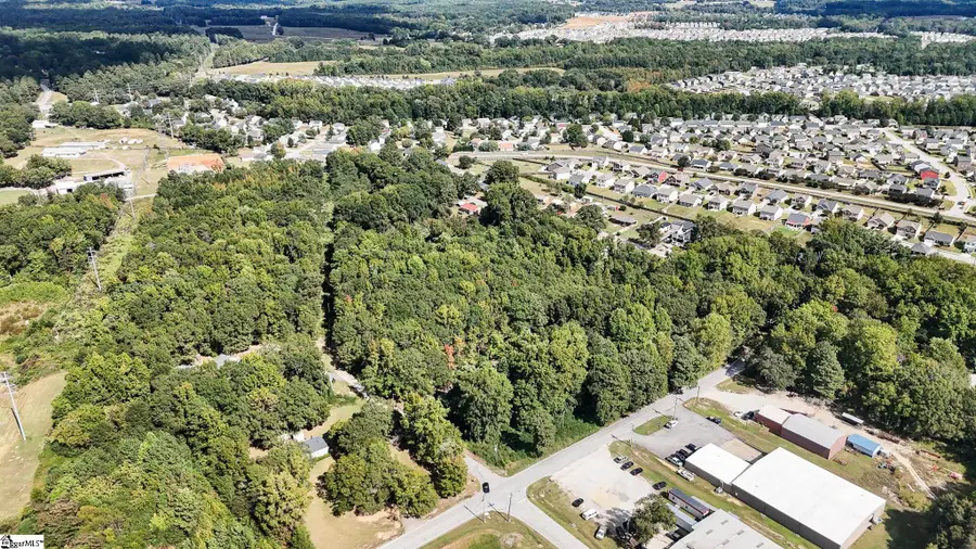 100 Hollywood Drive, Fountain Inn, SC 29644 - #2