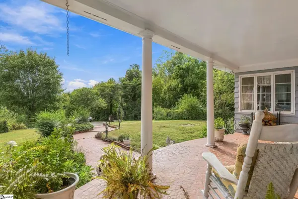 48 Crestline Road, Greenville, SC 29609