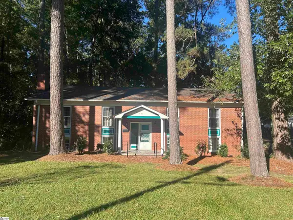 402 Chestnut Street, Clinton, SC 29325