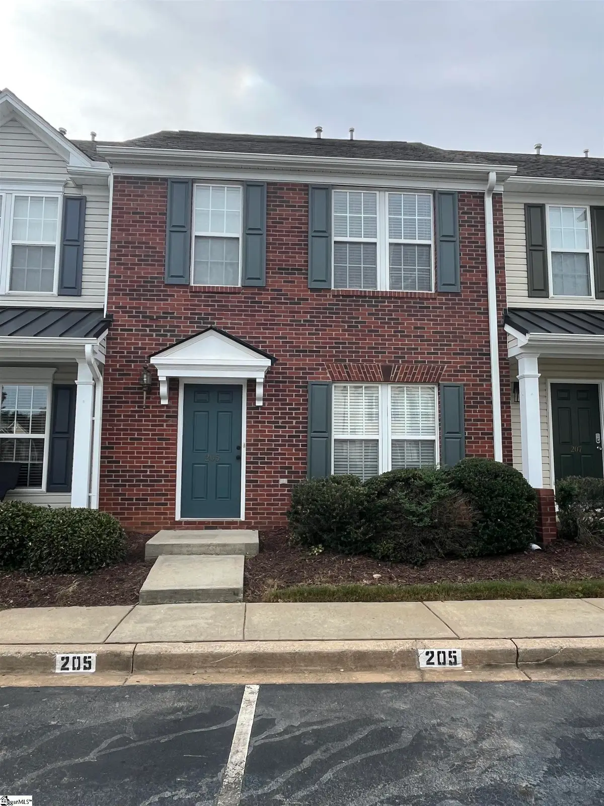 205 Spring Crossing Circle, Greer, SC 29650 - #1