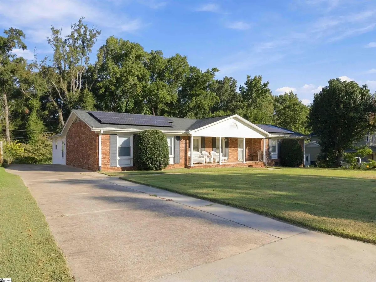 109 Woodcliff Court, Simpsonville, SC 29681 - #1