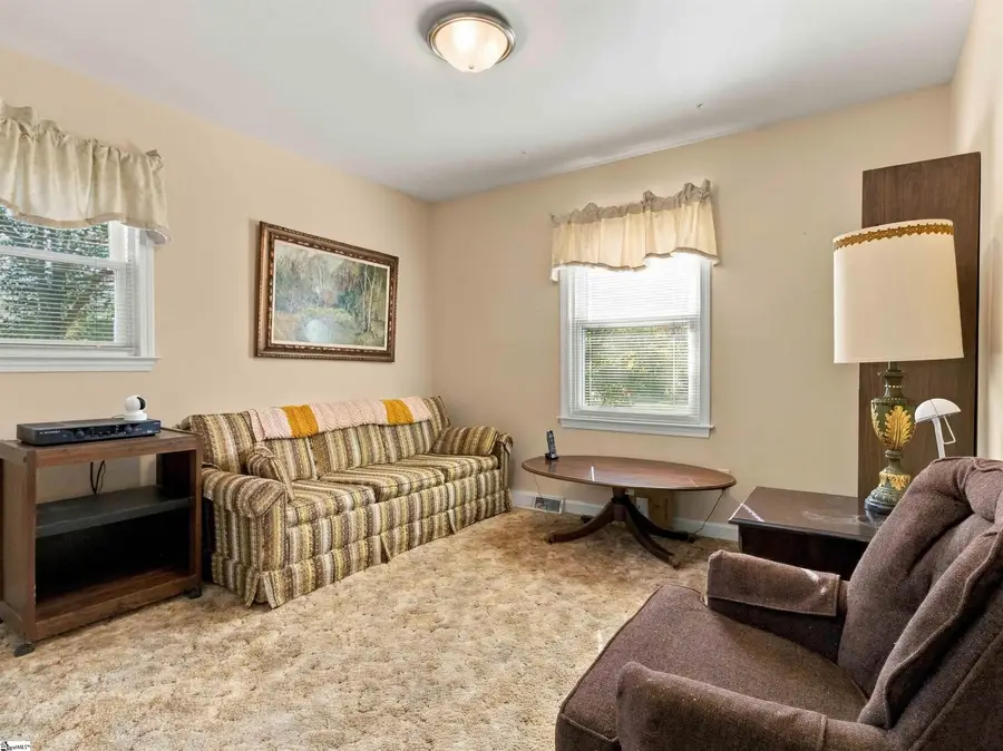 109 Woodcliff Court, Simpsonville, SC 29681 - #3