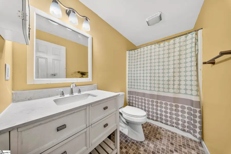335 Benford Drive, Boiling Springs, SC 29316 - #3