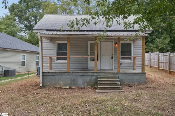 508 W Fourth Avenue, Easley, SC 29640-2854