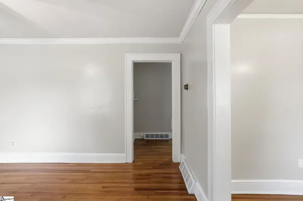 100 Bob White Lane, Taylors, SC 29687