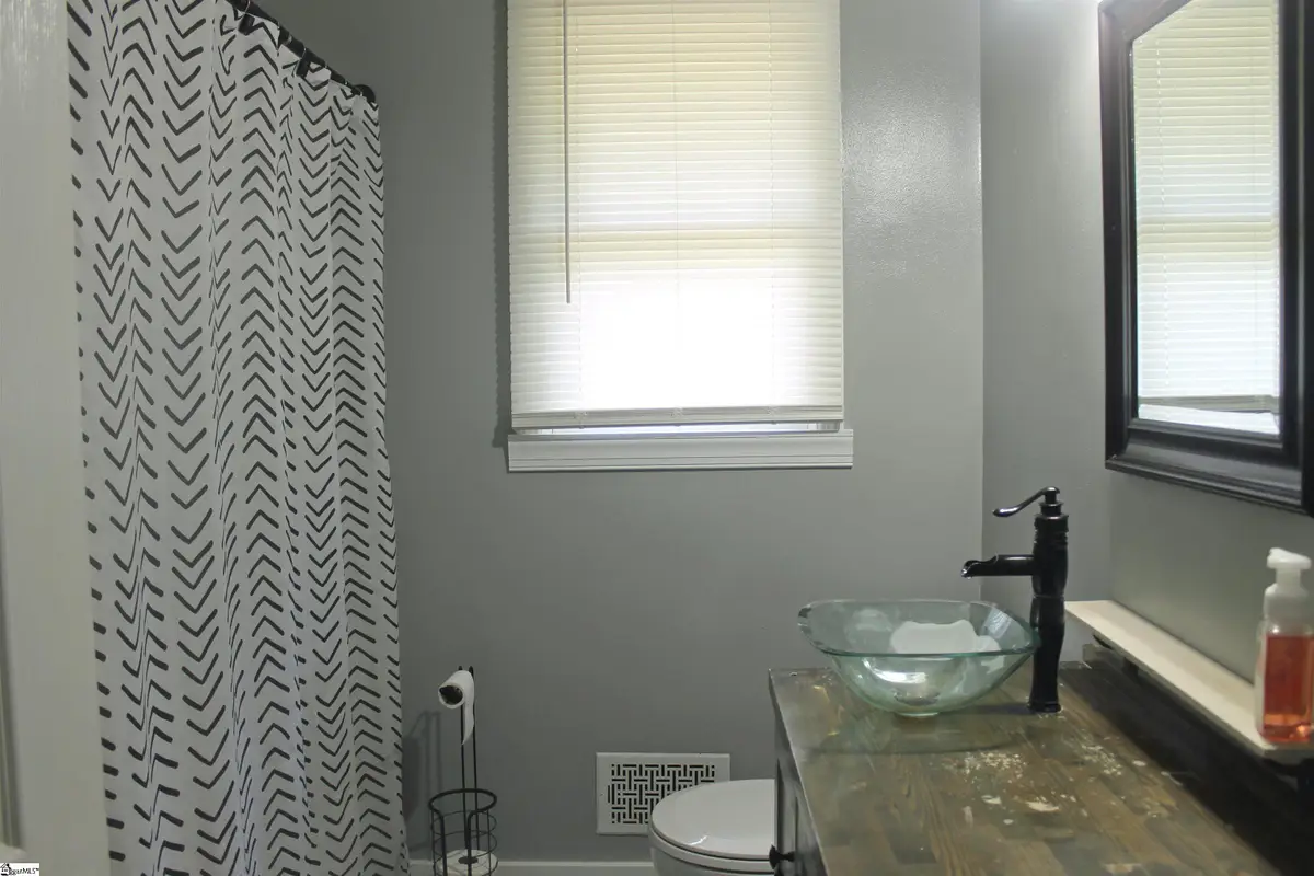 1117 Farrs Bridge Road, Greenville, SC 29611-6609 - #1