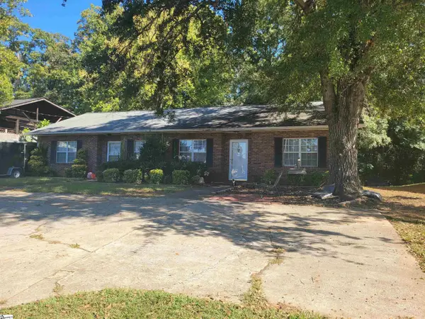 18 St. Mark Road, Taylors, SC 29687