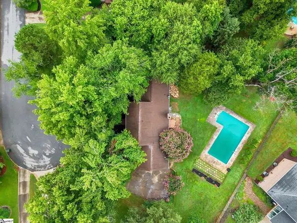 114 Woodhill Lane, Simpsonville, SC 29681