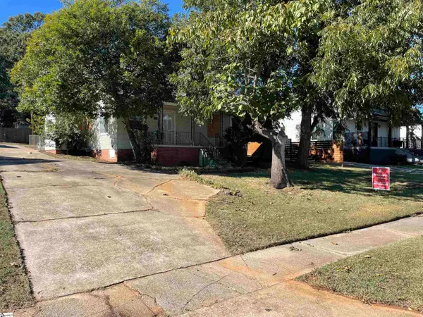 67 Wallace Street, Greenville, SC 29605-4428
