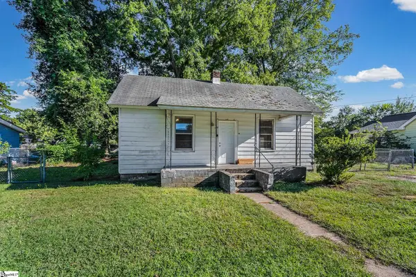 12 Stevens Street, Laurens, SC 29360