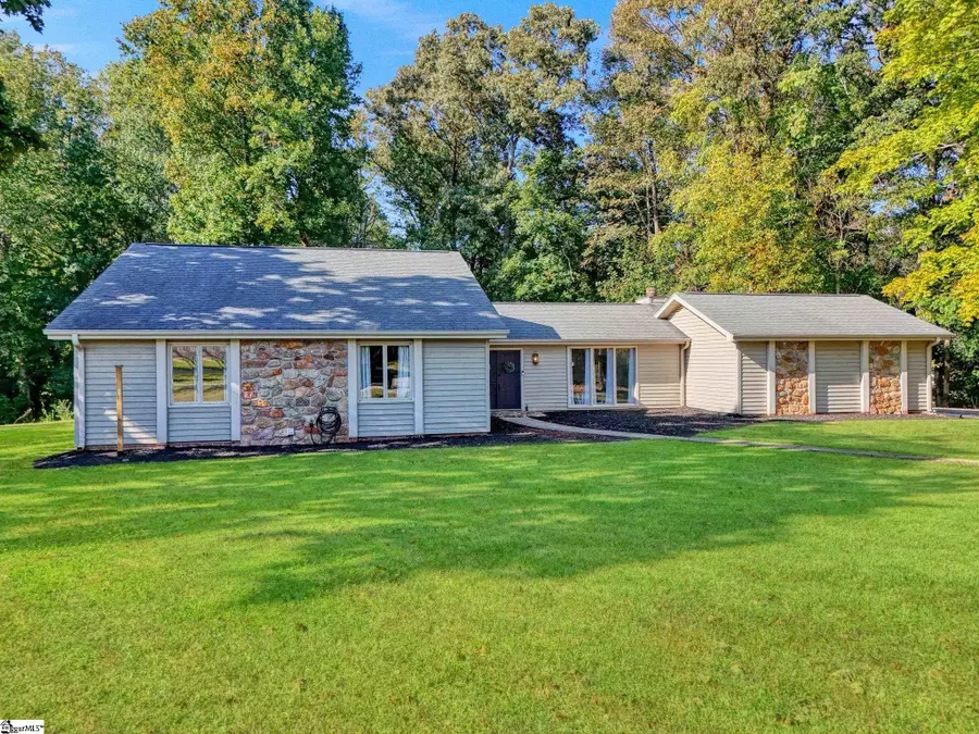 104 W Croydon Court, Easley, SC 29642 - #3