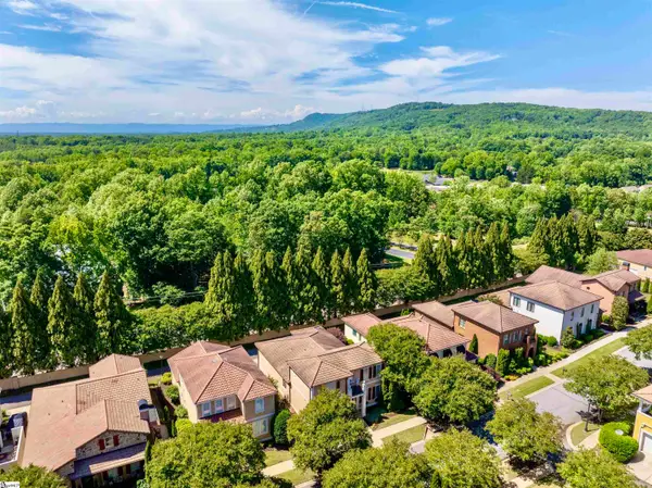 8 Arezzo Drive, Greenville, SC 29609
