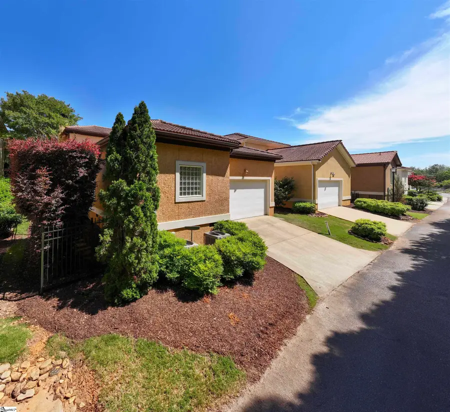 8 Arezzo Drive, Greenville, SC 29609 - #3