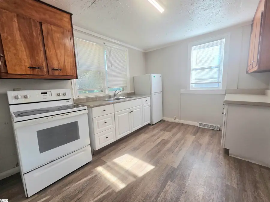 2819 Anderson Road, Greenville, SC 29611 - #2