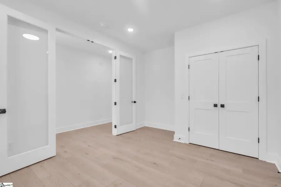 321 Fairview Road, Taylors, SC 29687 - #3
