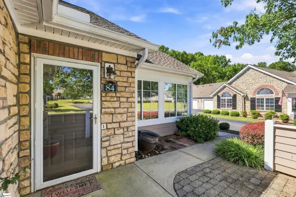 84 Fudora Circle, Simpsonville, SC 29681
