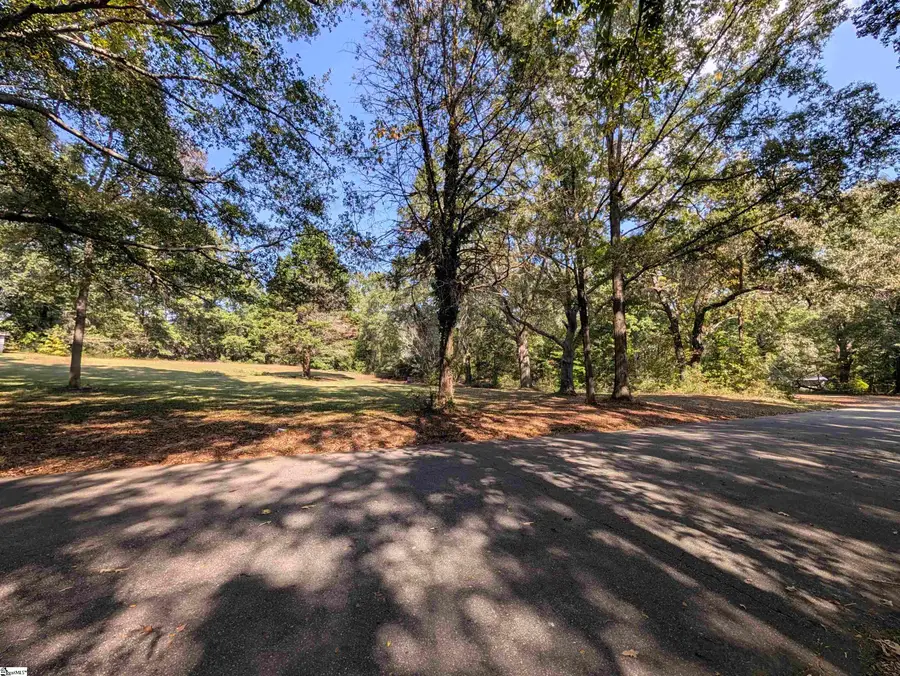 22 Baldwin Street, Honea Path, SC 29654 - #3
