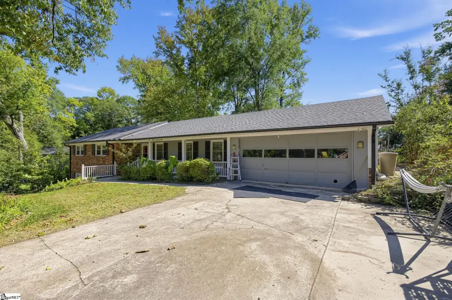 404 Kenilworth Drive, Greenville, SC 29615 - #2