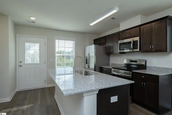 15 Thorndike Way, Greenville, SC 29617