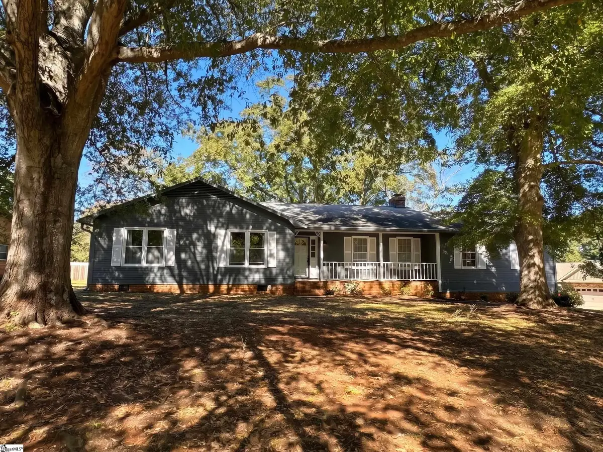 207 Laurelwood Drive, Boiling Springs, SC 29316 - #1