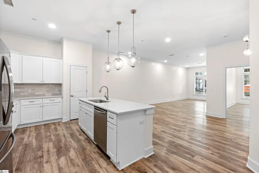 98 E Mcbee Avenue #Unit 101, Greenville, SC 29601 - #2