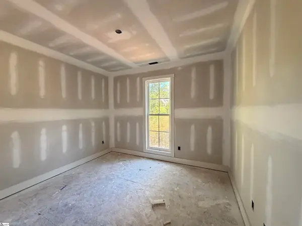 924 Falling Waters Lane, Seneca, SC 29672
