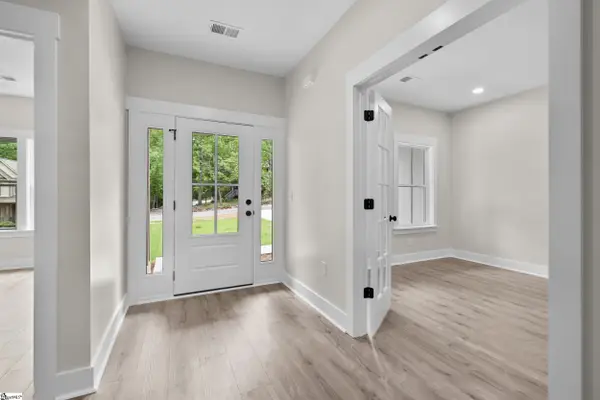 1 Beach Court, Salem, SC 29676