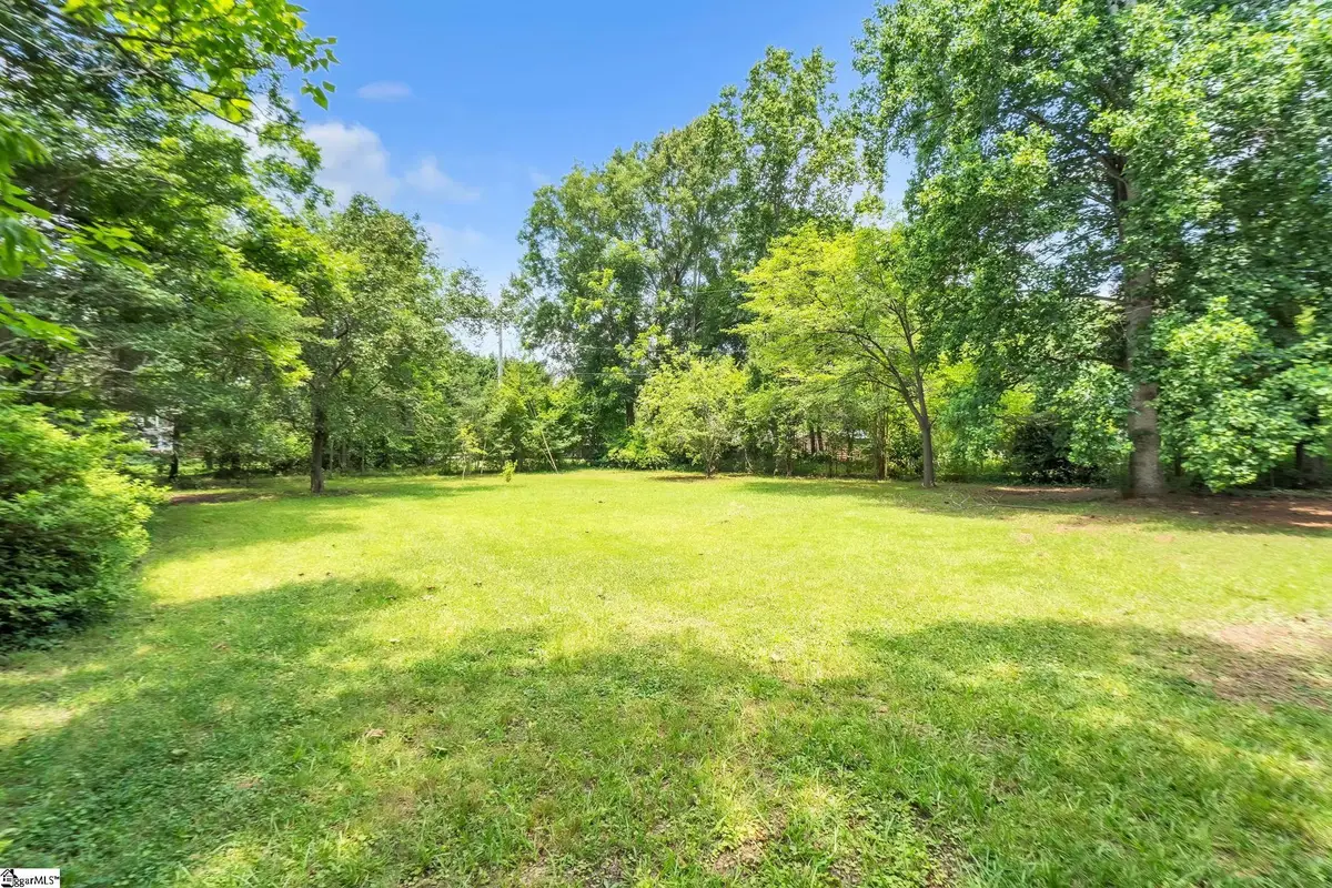 201 Calhoun Road, Belton, SC 29627 - #1