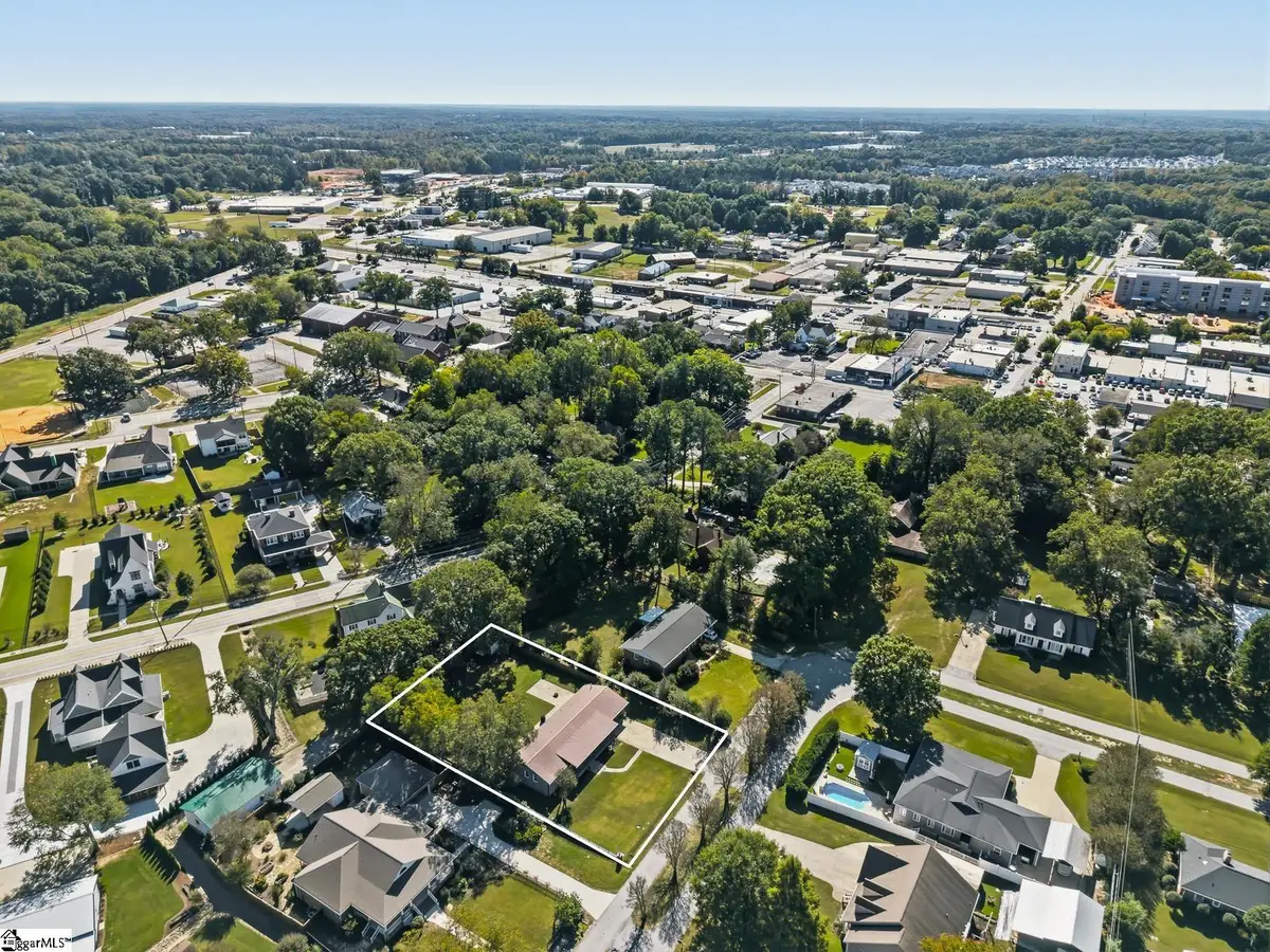 263 Inn Circle, Fountain Inn, SC 29644 - #1