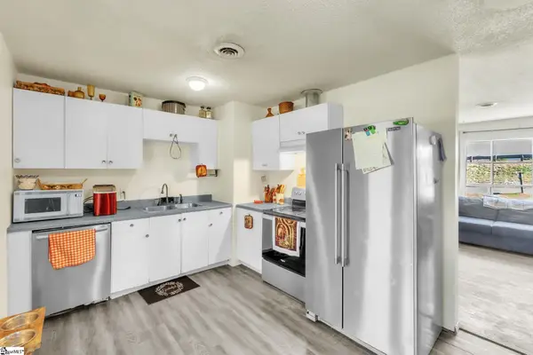 117 Walnut Street, Central, SC 29630