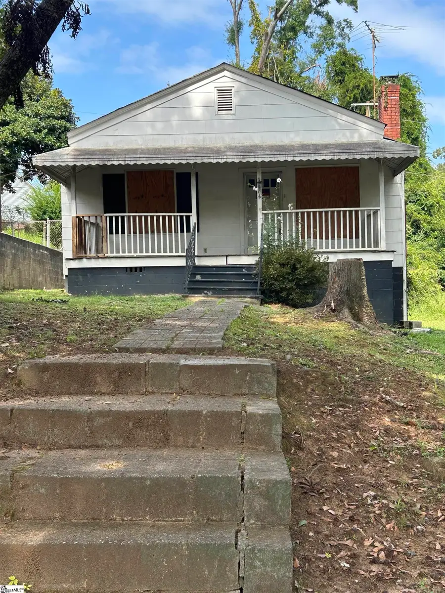 132 Oxford Road, Spartanburg, SC 29301-2108 - #3