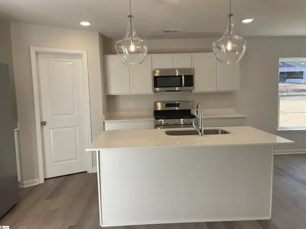 106 Wyndham Way, Laurens, SC 29360