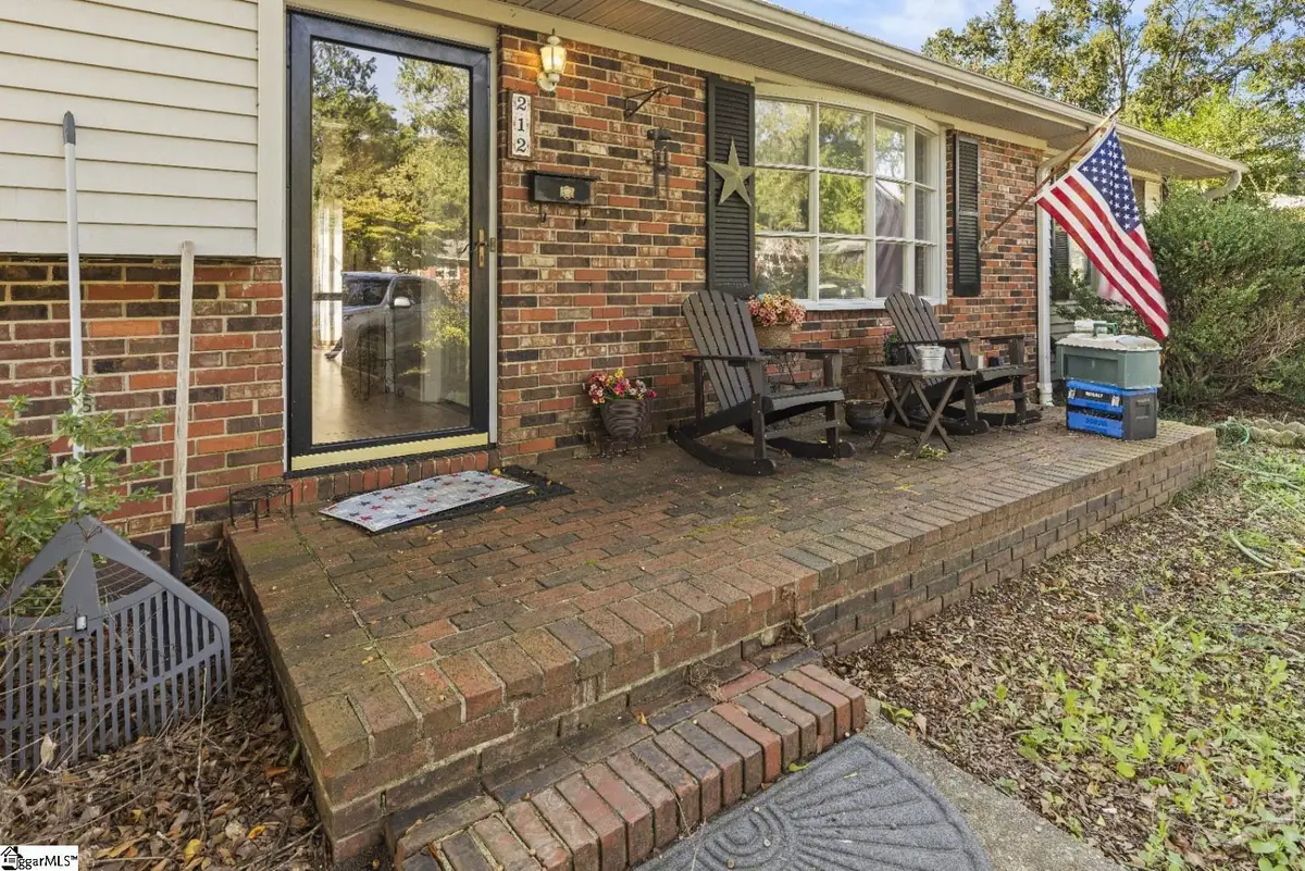 212 Clearview Hts, Boiling Springs, SC 29316 - #1