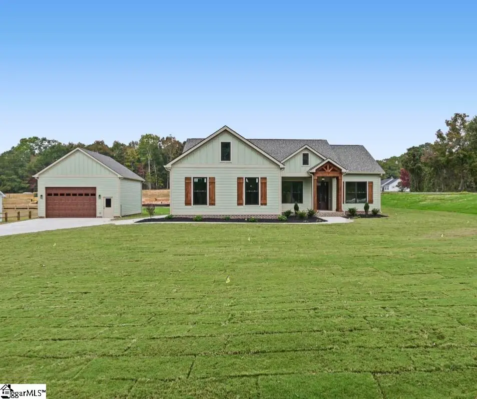 207 Cheek Road, Gray Court, SC 29645 - #1