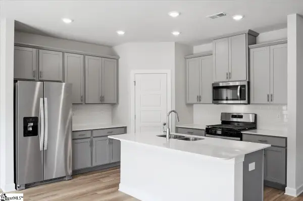 1545 Switchback Circle, Moore, SC 29369