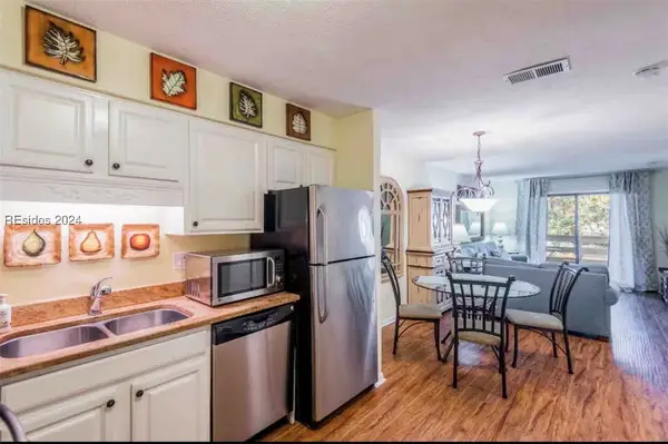 45 Folly Field Road #13E, Hilton Head Island, SC 29928