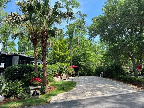 133 Arrow Rd., #105, Hilton Head Island, SC 29928