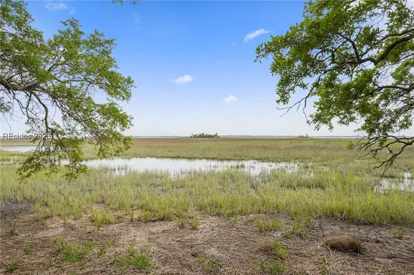 71 Tropicana Road, St Helena Island, SC 29920