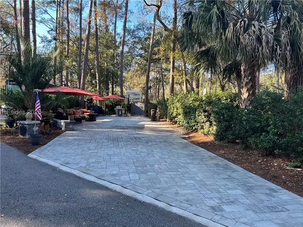 133 Arrow Rd #217, Hilton Head Island, SC 29928