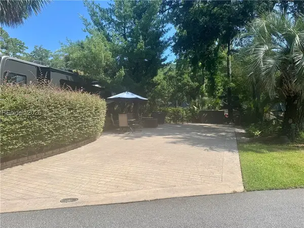 133 Arrow Rd #381, Hilton Head Island, SC 29928