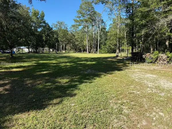 293 Meredith Road, Ridgeland, SC 29936