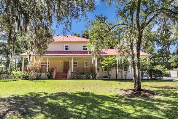 700 Oakwood Drive, Hardeeville, SC 29927