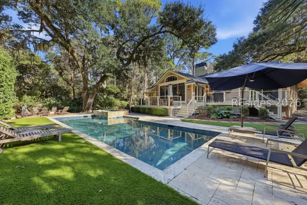 6 Greenwood Court, Hilton Head Island, SC 29928