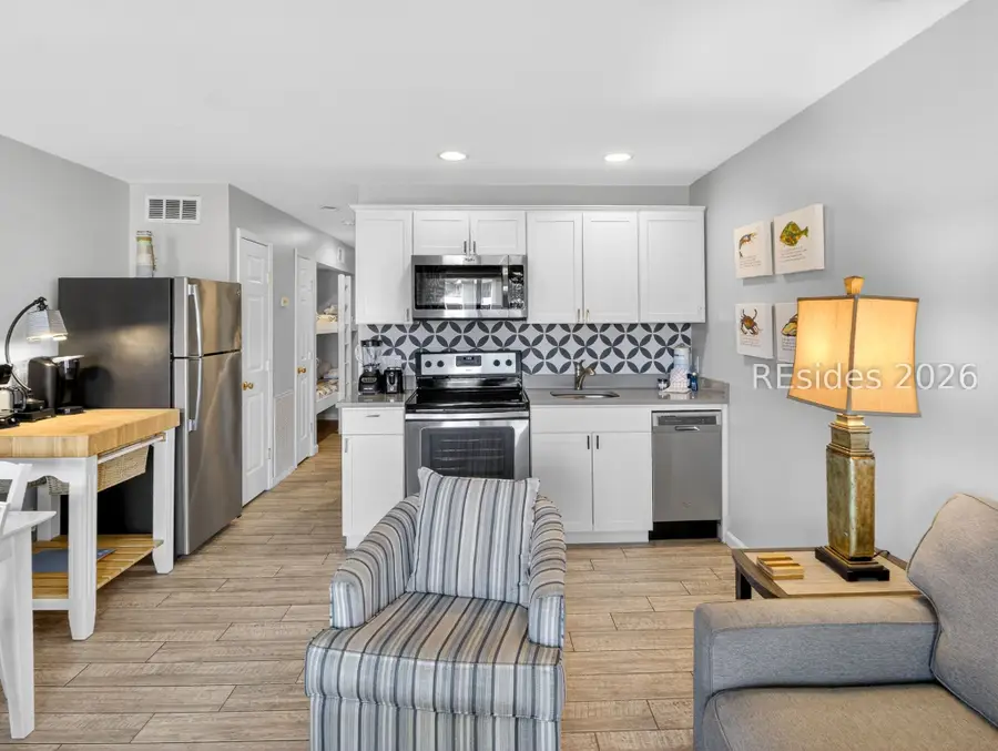 40 Folly Field Road #B215, Hilton Head Island, SC 29928 - #2