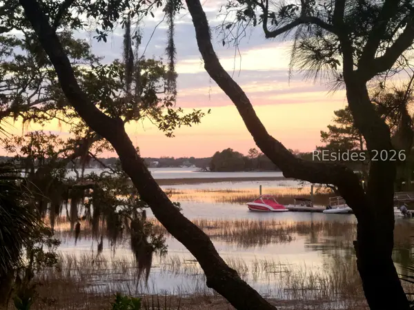 64 Crosstree Drive, Hilton Head Island, SC 29926
