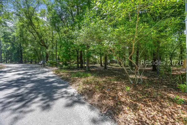 27 Grande Oaks Drive, Bluffton, SC 29910