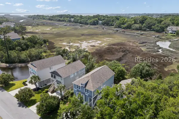 12 Hammock Oaks Circle, Hilton Head Island, SC 29926