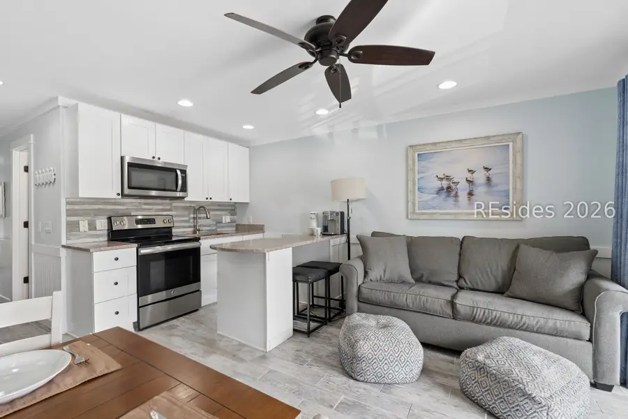 40 Folly Field Road #B102, Hilton Head Island, SC 29928 - #2